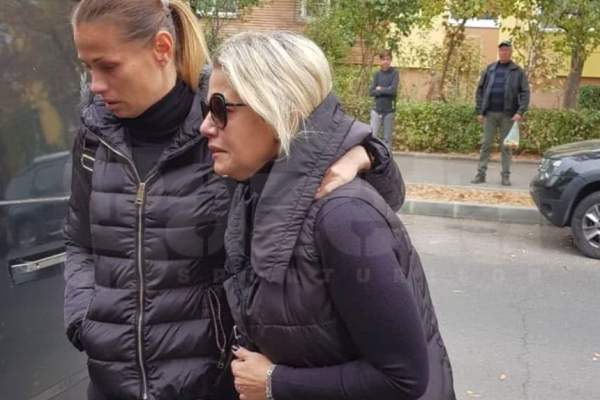 FOTO / Scene cutremurătoare acasă la Ilie Balaci! Fiicele lui sunt împietrite de durere!