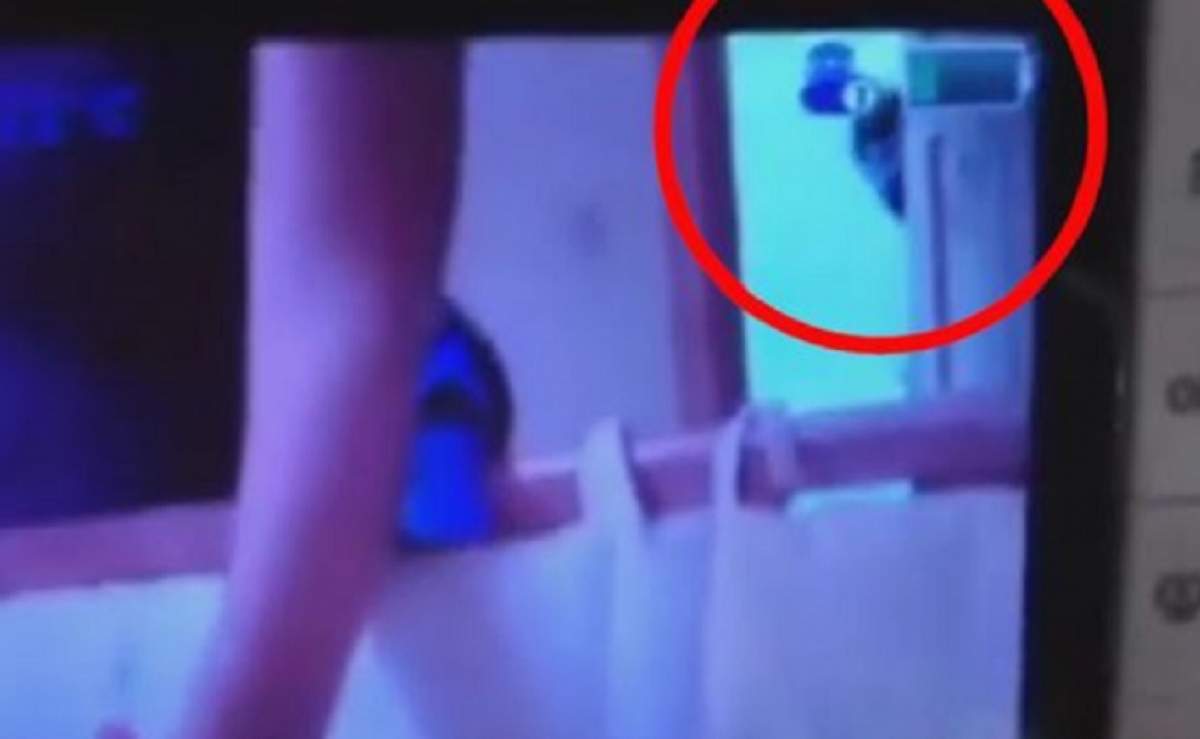 A instalat o cameră video în dormitorul bebelușului. Când s-a uitat pe filmare i-a înghețat sângele în vene