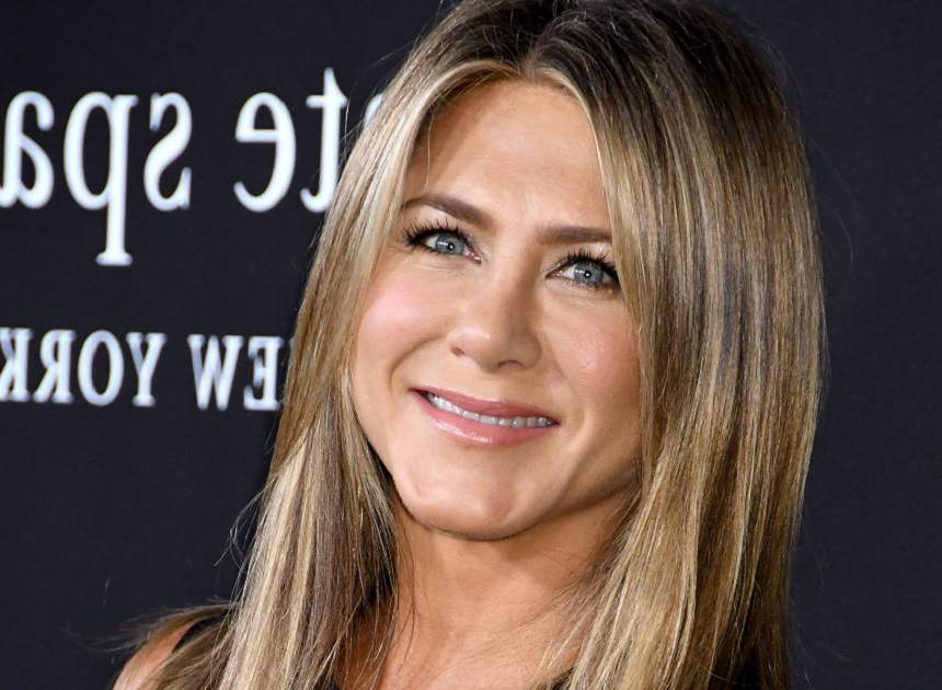 FOTO / Îi cauți ridurile cu lupa, dar tot nu le găsești! Jennifer Aniston, imagine de zeiță la 50 de ani