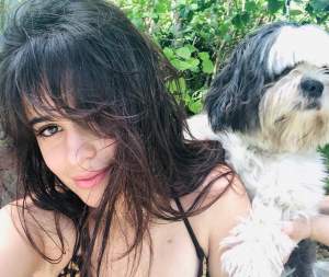 FOTO / Camila Cabello, iritată de speculaţii: "Vreau să ne lăsaţi în pace. Şi pe mine, şi pe burta mea!"
