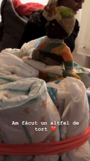 FOTO / Andreea Ibacka a organizat Baby Shower pentru fetiţa ei. Aşa tort nu aţi mai văzut niciodată!