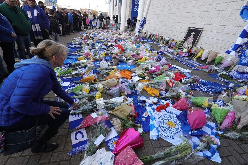 FOTO / Pilotul elicopterului în care şi-a pierdut viaţa patronul clubului Leicester City este un erou! Gestul incredibil pe care acesta l-a făcut înainte de prăbuşire