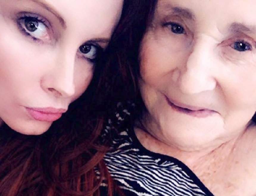 FOTO / Ce s-a întâmplat cu mama actriței Phoebe Price, după ce vedeta a anunțat că aceasta are cancer!