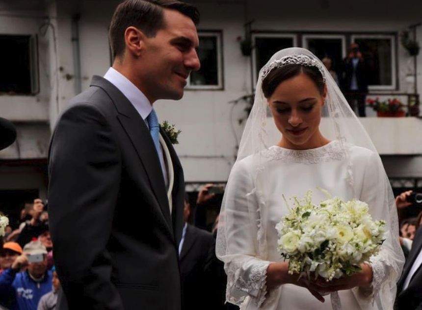 VIDEO / Fostul Principe şi Alina au început luna de miere în România. Ce spune Nicolae despre absenţa familiei la nuntă