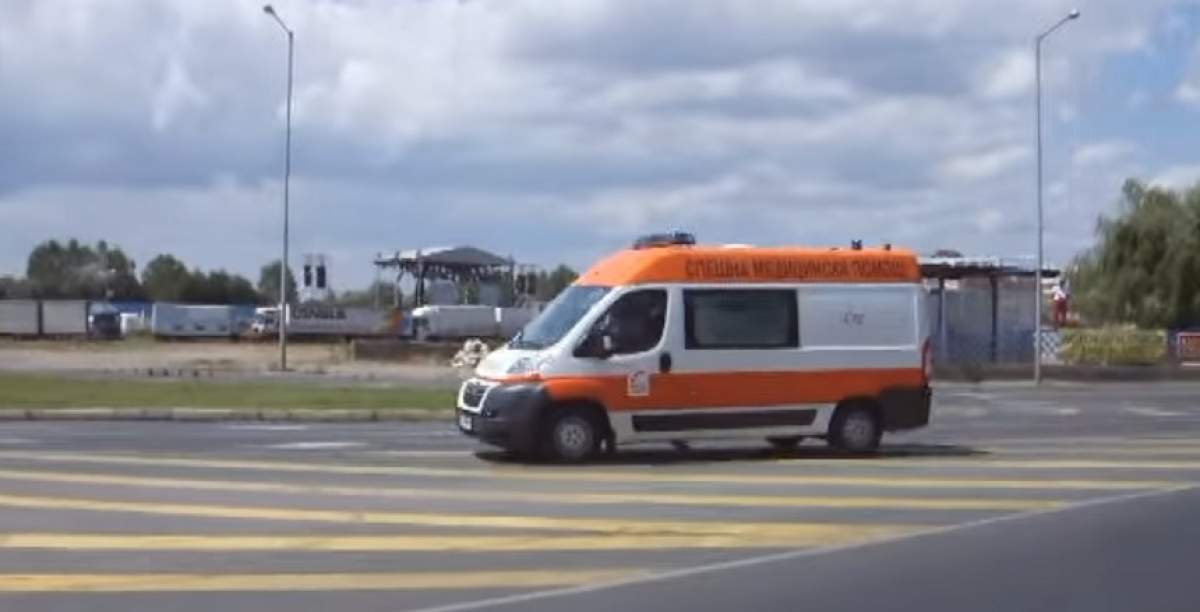 O maşină cu 12 români s-a răsturnat într-un şanţ din Germania. Sunt zece victime