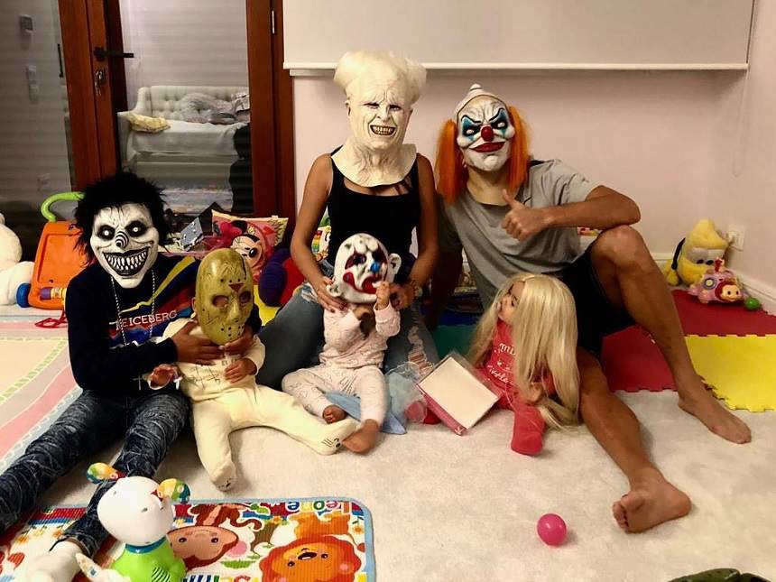 FOTO / Cristiano Ronaldo a luat Halloween-ul în serios! Cum s-a costumat întreaga familie a portughezului