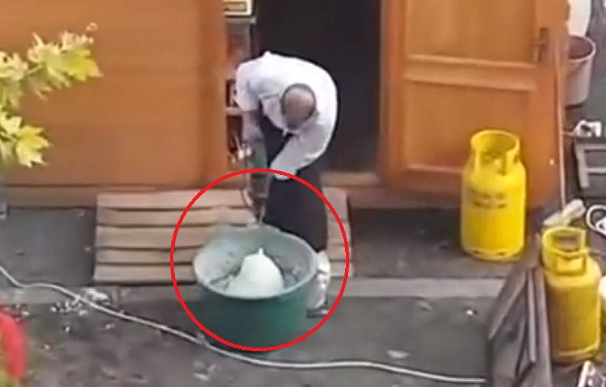VIDEO / Scene incredibile la Baia Mare. Aluat de gogoși frământat cu bormașina, printre gunoaiele de pe stradă