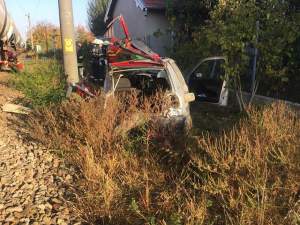 VIDEO / Accident cumplit la Lugoj. Patru oameni au murit, după ce mașina lor a fost spulberată de tren