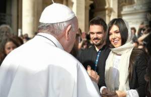 FOTO / Paula Seling, față în față cu Papa Francisc: „Cum să vă spun ce am simțit?”
