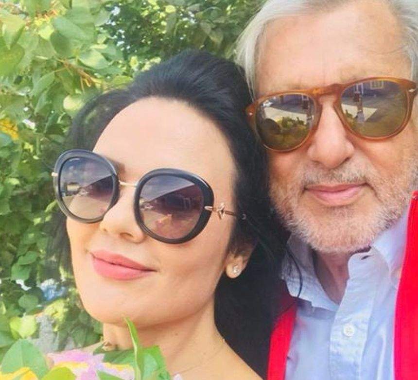 FOTO / Ilie Năstase s-a căsătorit în secret?! Brigitte Sfăt i-a urat deja casă de piatră