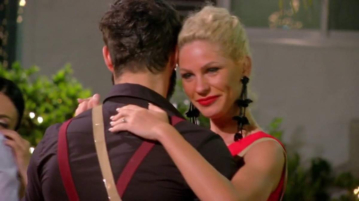 Hannelore, cea mai controversată concurentă de la "Insula Iubirii", a fost prinsă cu minciuna. Gestul ei a şocat pe toată lumea