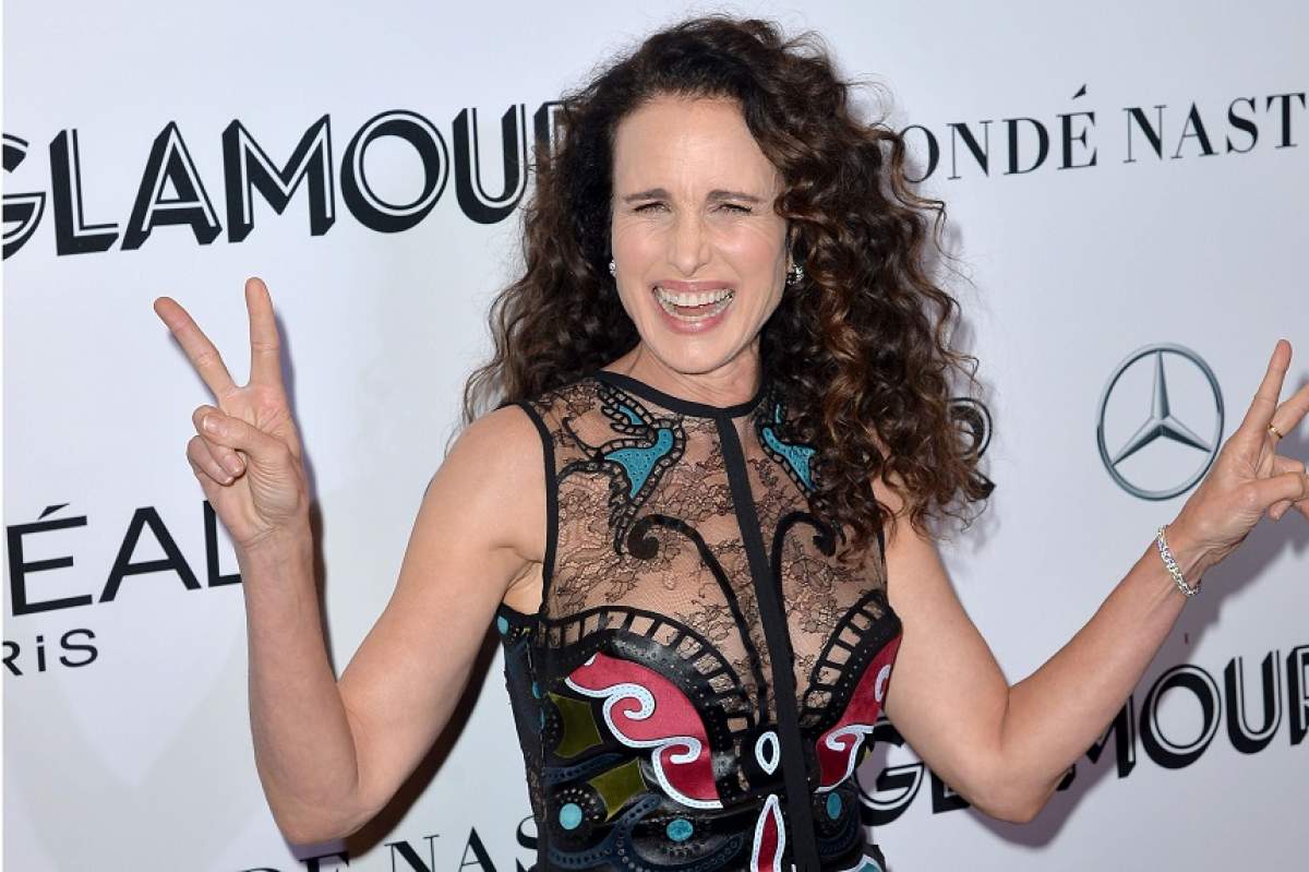 FOTO / Are 60 de ani, dar arată ca o puștoaică! Andie MacDowell a sucit mințile tuturor cu outfit-ul ei