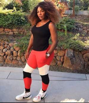 FOTO / Posteriorul nu-i mai încape în pantaloni! Serena Williams ia proporții pe zi ce trece