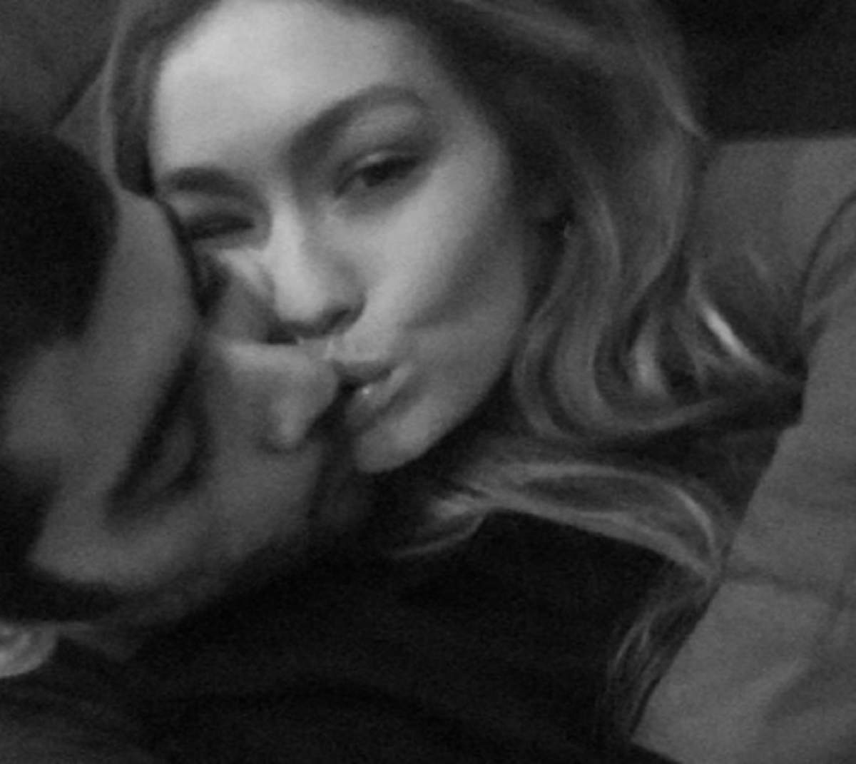 Gigi Hadid vrea să devină femeie "de casă". Modelul se pregătește de nunta cu Zayn Malik