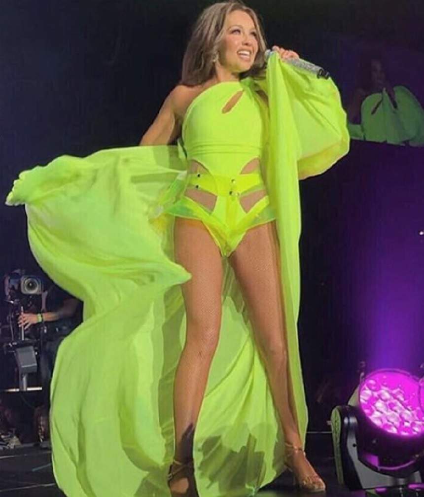 FOTO / O ținută mai deocheată nici că putea să îmbrace! Thalia a uimit pe toată lumea, la ultimul său concert