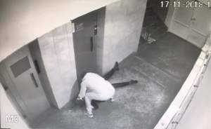 VIDEO / Scene șocante, în Alba Iulia! O tânără a fost desfigurată în bătaie de un infractor, în timp ce aștepta liftul