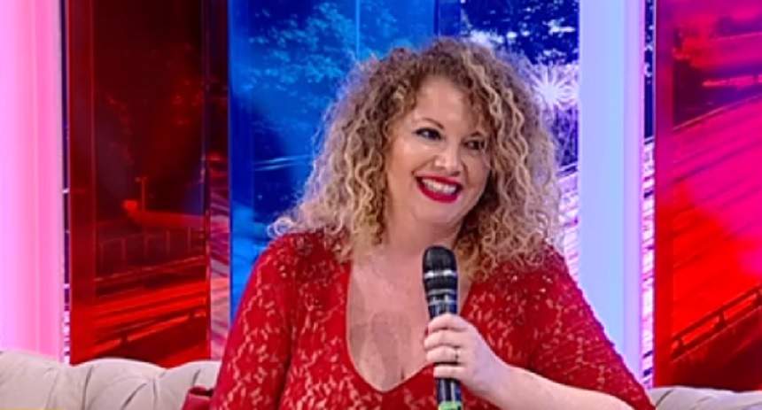 VIDEO / Oana Lis, noi dezvăluiri despre viaţa cu Viorel: "E mică. N-ai ce să vezi"