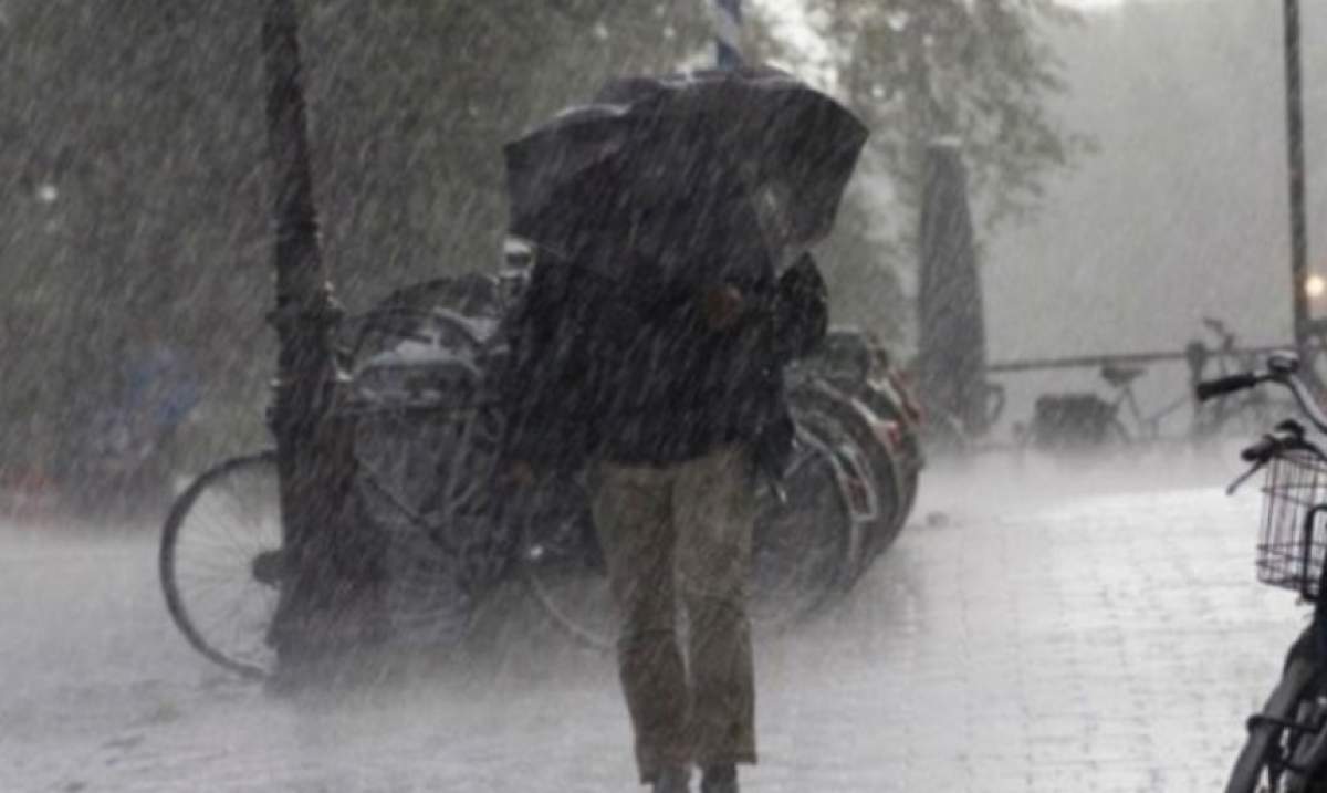UPDATE: Cod galben de ploaie şi vânt, în mai multe zone din ţară