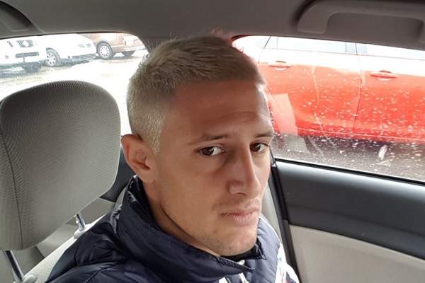 Giorgos Katsikas, fotbalistul lui Dinamo și-a schimbat look-ul, dar fanii l-au luat la mișto: „Ai căzut în rivanol?”