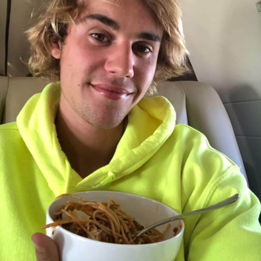 FOTO / Justin Bieber şi Hailey Baldwin şi-au făcut tatuaje pe ascuns! Cine i-a dat de gol