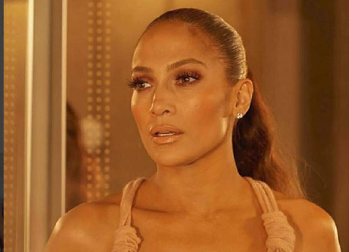 FOTO / Și la sala de fitness, tot bombă sexy este! Jennifer Lopez a întors toate privirile cu fundul ei uriaș