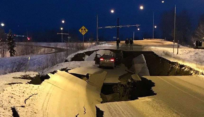 FOTO / Cutremur cu magnitudinea 7 pe scara Richter! A fost emisă o alertă de tsunami în Alaska