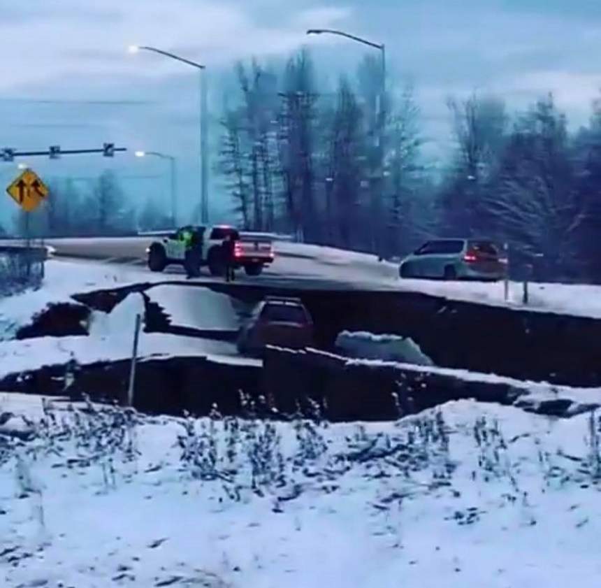 FOTO / Cutremur cu magnitudinea 7 pe scara Richter! A fost emisă o alertă de tsunami în Alaska