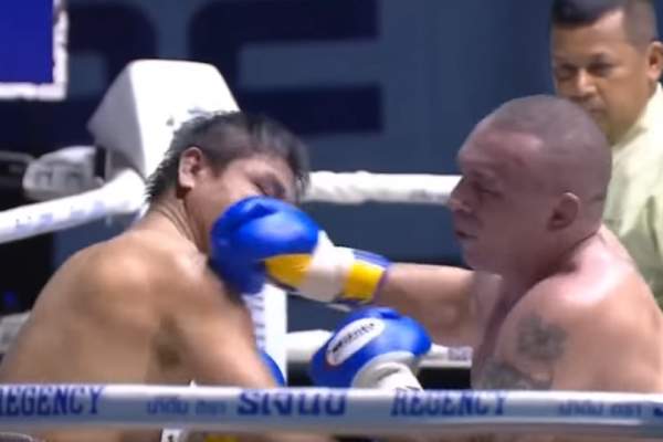 VIDEO / Tragedie în sport! Un septuplu campion mondial la box thailandez a murit în urma loviturilor încasate în ring