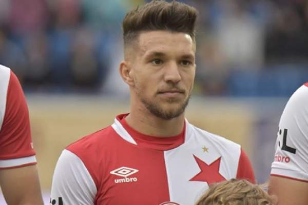 FOTO / Alex Băluță s-a îmbogățit la Praga! Cariera de fotbalist i-a adus în garaj un bolid de lux