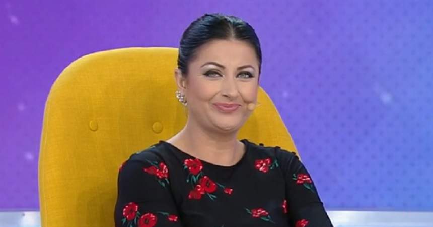 Gabriela Cristea, pofte de gravidă, în direct: "Mai mâncăm o șunculiță"