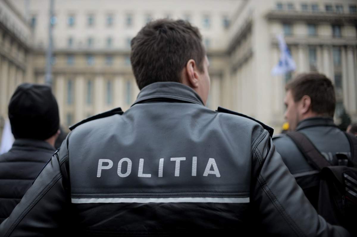 Trei oameni ai legii din Craiova, bătuţi crunt chiar în sediul Poliţiei! Ce s-a întâmplat cu agresorul