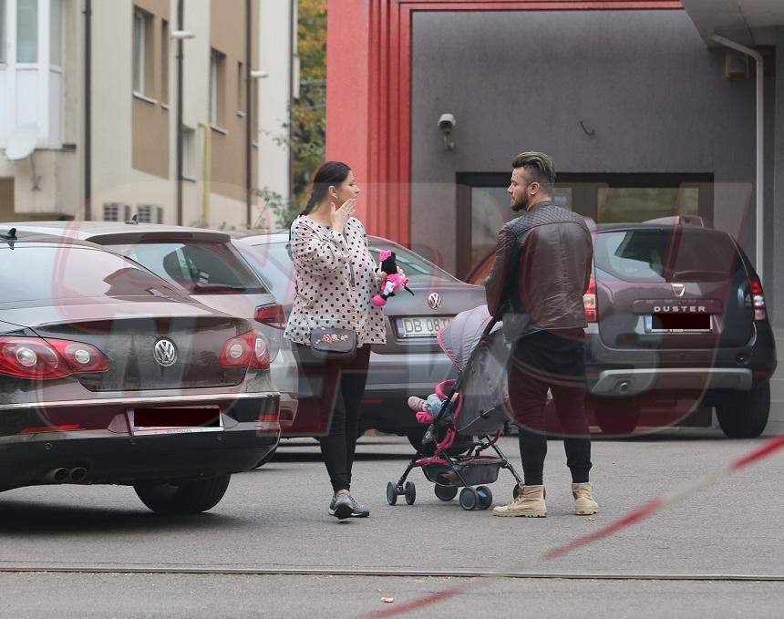 VIDEO PAPARAZZI / Fericirea are chipul ei! Gabriela Cristea e numai zâmbete, de când a rămas gravidă! Imagini exclusive cu vedeta la medic