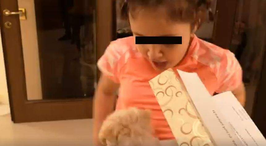 VIDEO / Aurelian Temişan şi-a făcut fiica să plângă de ziua ei. Ce cadou a putut să-i ofere micuţei