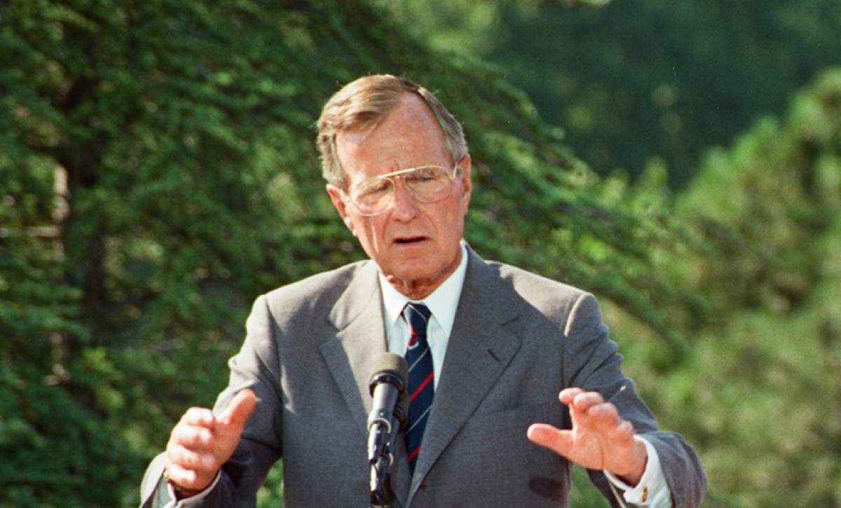 George Bush senior a murit. Avea 94 de ani