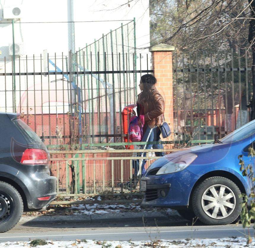 VIDEO PAPARAZZI / Laurette încurcă-lume! Dornică să fie o mămică model, vedeta a generat haos