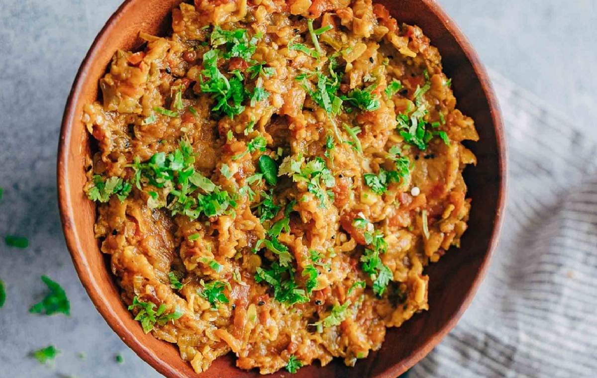 REŢETA ZILEI: Baingan Bharta, salată indiană de vinete. Gustos şi sănătos