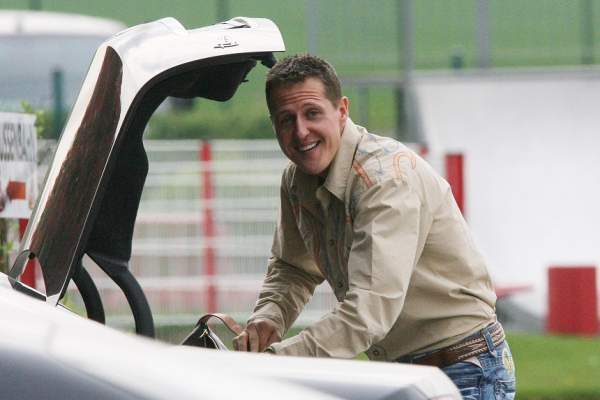 Veşti de ultimă oră despre Michael Schumacher! “Nu este țintuit la pat”. Cum, unde și alături de cine trăiește fostul mare sportiv