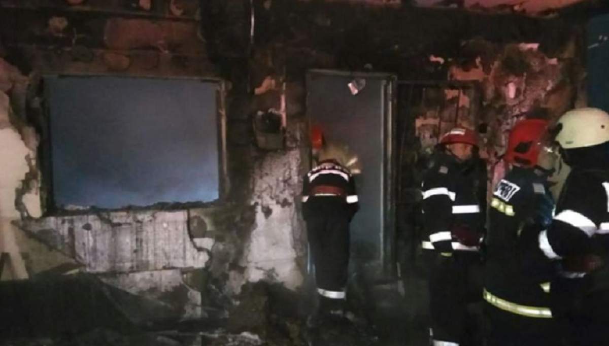 Incendiu puternic în Maramureş! Doi oameni au murit