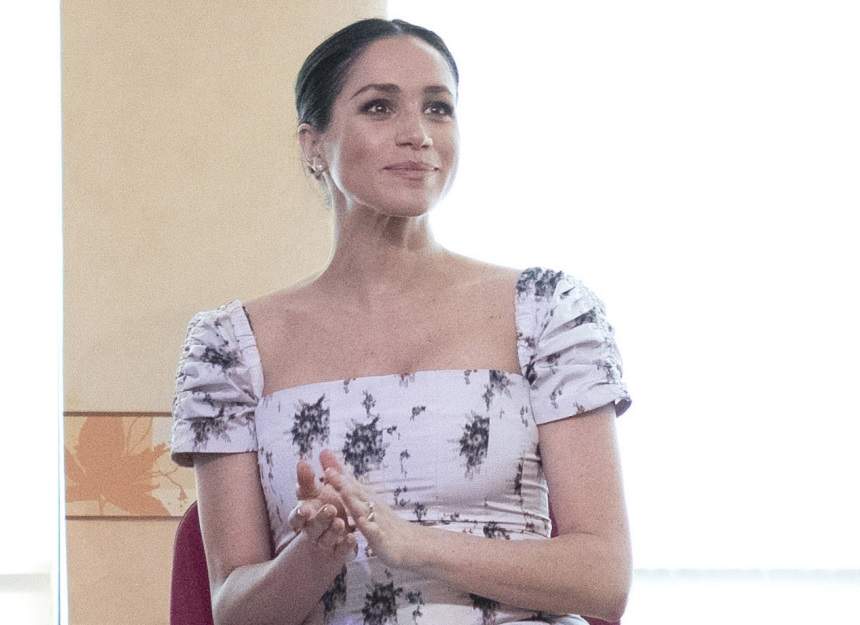 FOTO / Cât de mare s-a făcut burtica lui Meghan Markle! Ducesa radiază de fericire