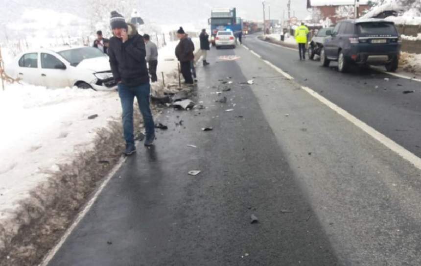 FOTO / Plan Roşu de intervenţie, activat la Sibiu! Accident cu trei maşini