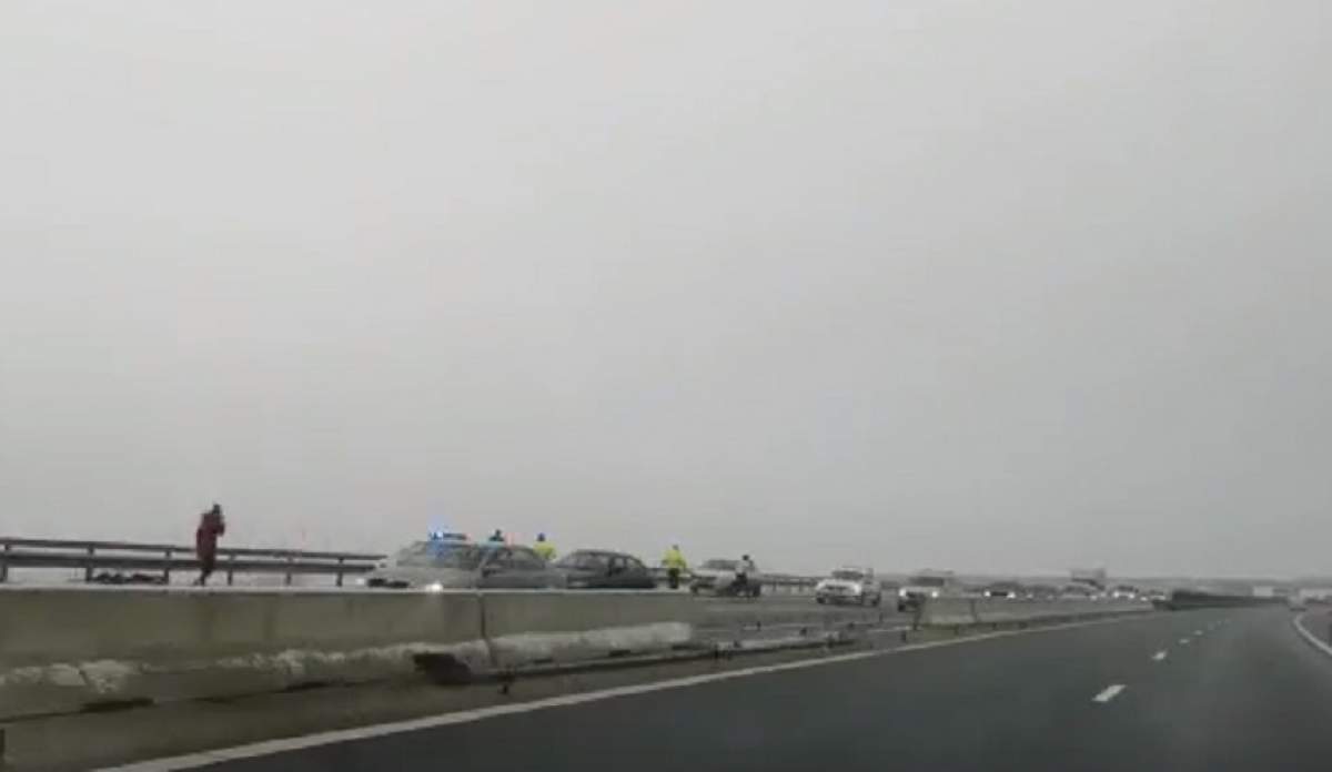 VIDEO / Accident grav pe autostrada Bucureşti - Ploieşti! Mai multe autoturisme s-au ciocnit