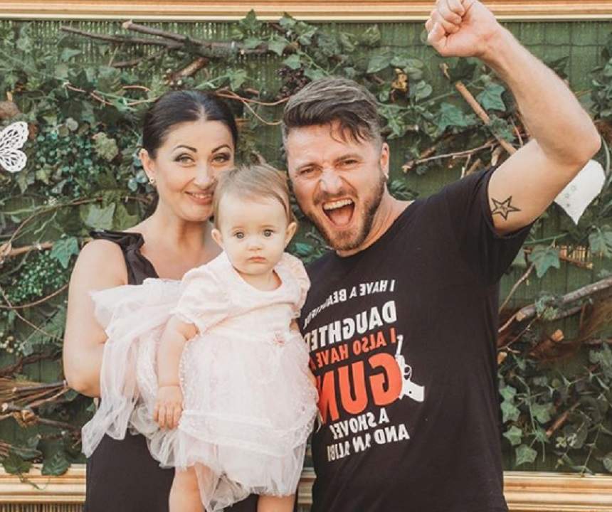 Gabriela Cristea și Tavi Clonda s-au pregătit corespunzător pentru Crăciun: „Așteptăm colindătorii și pe Moșul”