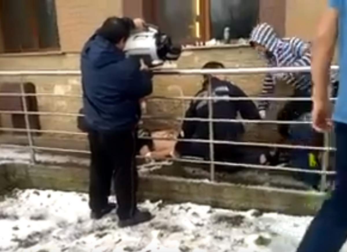 VIDEO / S-a aruncat de la etajul unui hotel din cauză că fosta soţie nu-l lăsa să vadă copiii! Scene cutremurătoare în Constanţa