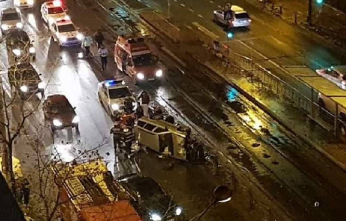 Accident în Capitală! Un bărbat s-a răsturnat cu mașina pe linia de tramvai