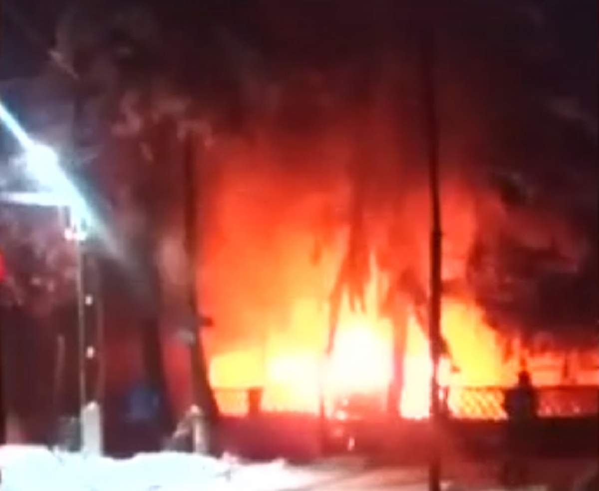 VIDEO / Imagini şocante! O salvare a ars complet în Argeş, la scurt timp după ce s-a întors din misiune