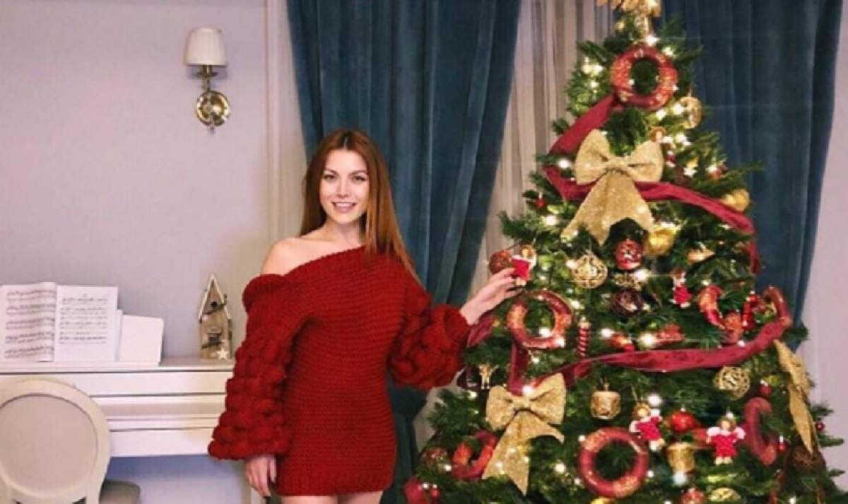 FOTO / Elena Gheorghe a împodobit bradul, dar îl păstrează cu greu:  "Ori e pe jos, ori e dezmembrat"