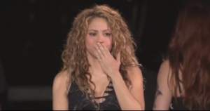 VIDEO / Ipostază rară cu Shakira și tatăl ei. Vedeta le-a făcut o surpriză de proporții fanilor, de sărbători