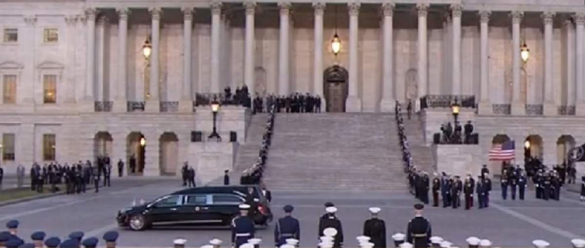 VIDEO / George Bush Senior a fost condus pe ultimul drum! Ceremonia impresionantă, la Washington