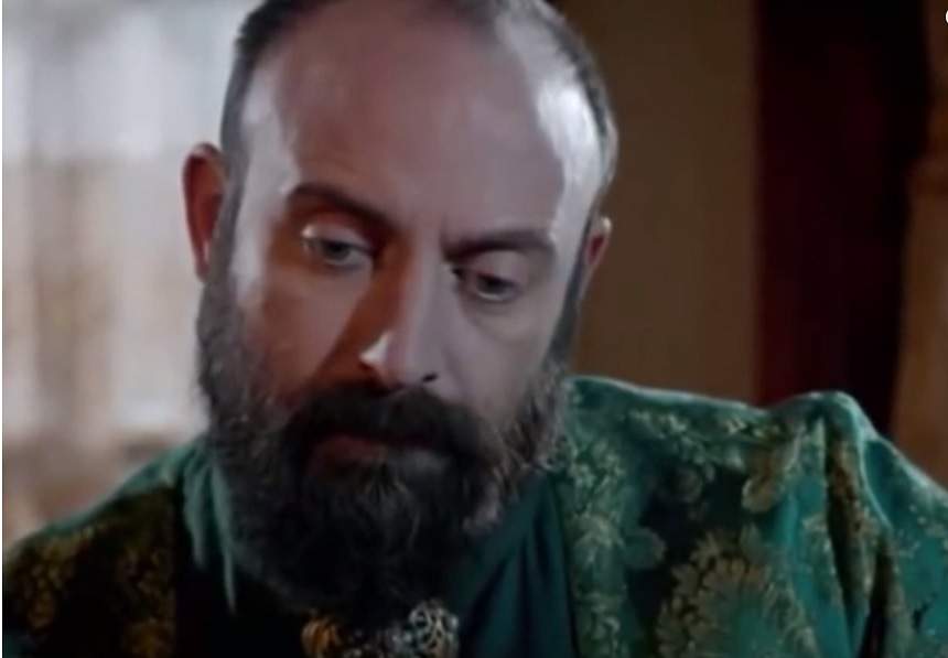 A cucerit inimile tuturor femeilor, dar uite cum arată acum! Celebrul actor Halit Ergenc refuză să îmbătrânească