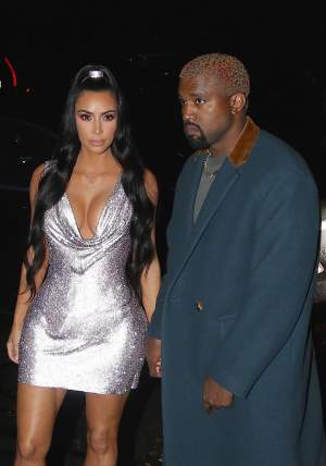 Kanye West cu coada între picioare; De ce îşi cere scuze controversatul artist?
